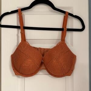 Lively Lace T-Shirt Underwire Bra - 36D